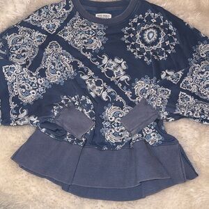 American Eagle Paisley Blue Sweatshirt
